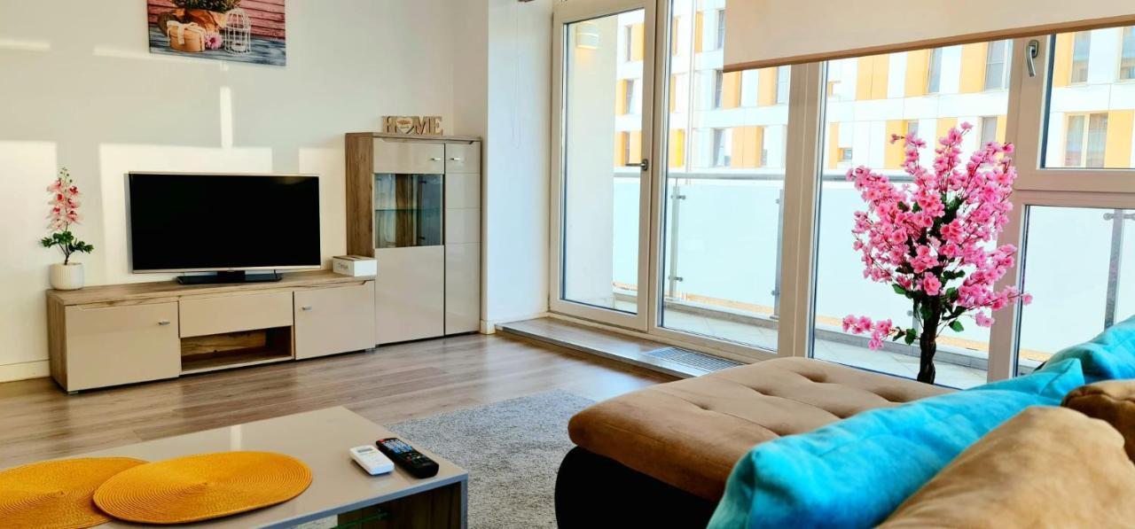 Conest Apartment Residence Яш Екстериор снимка